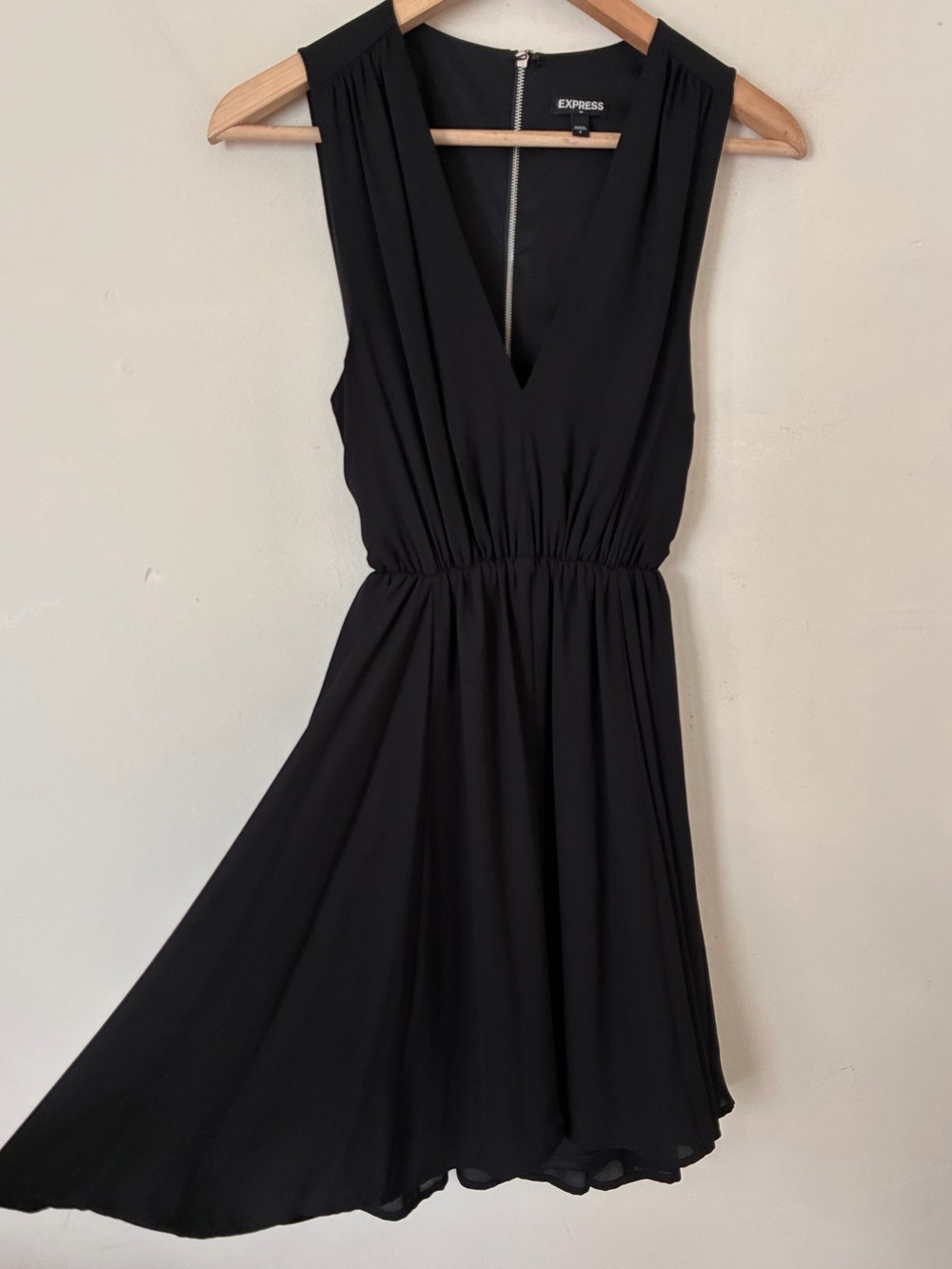Express Black V-Neck Sleeveless Cutout Back Mini Dress Y2K Grunge Minimalist 2